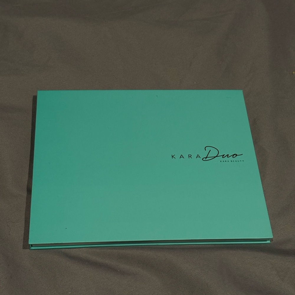 Kara Beauty Duo Palette